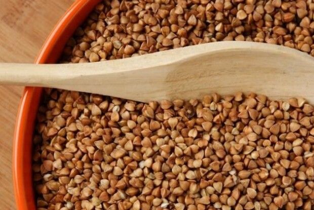 Українців закликали готуватися до космічних цін на гречку