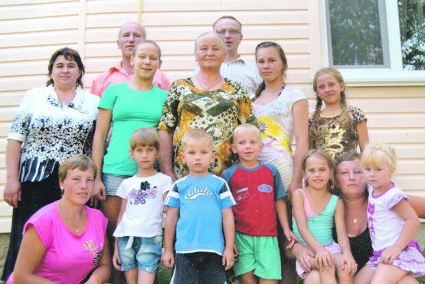 Радощі й печалі вдовиного життя
