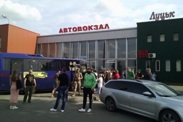 У Луцьку ветерани АТО заблокували рух приміського транспорту