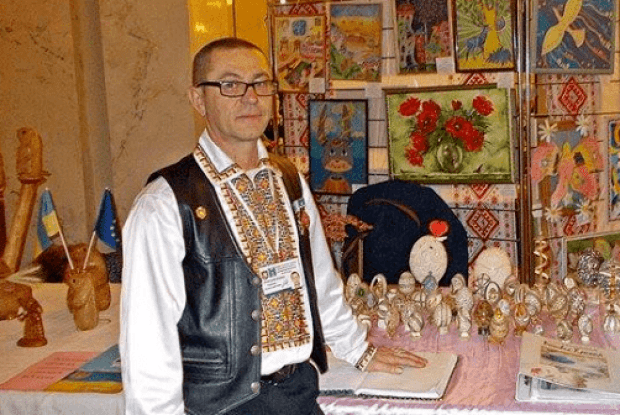 Вітаємо волинського майстра, який прославляє Україну унікальними витворами (Фото, відео)