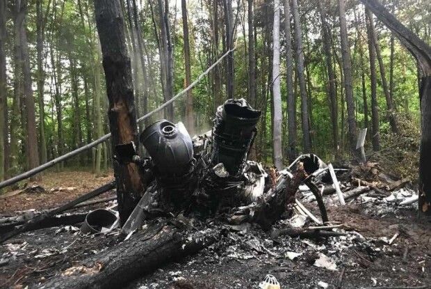 У жінки відняло мову, коли дізналась, що у згорілому вертольоті перебував її син…