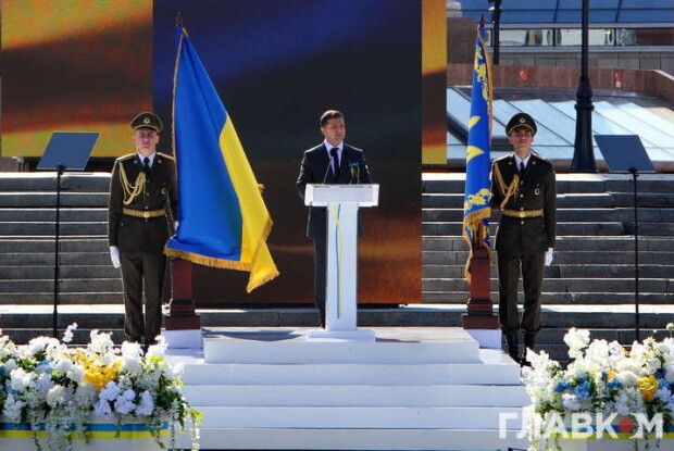 Зеленський стає найбільшим «порохоботом»?