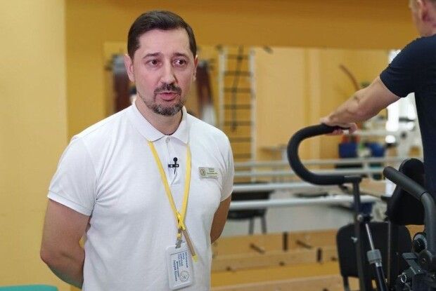 Реабілітолог з Луцька розповів як «ставить на ноги» українських захисників