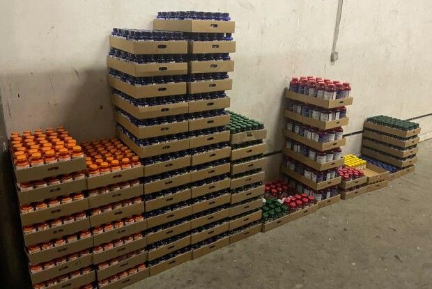 Волинські митники виявили спробу незаконного ввезення харчових добавок на понад 1 мільйон гривень