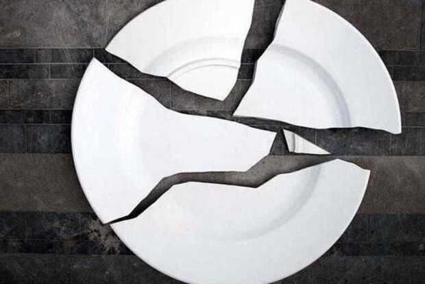 Розбита тарілка змінила долю