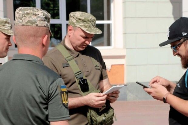 Бізнес зобов’яжуть забезпечувати вручення повісток