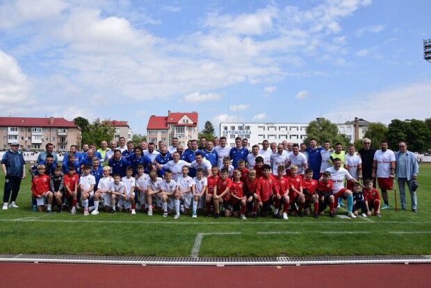 Зірки футболу – від Михайличенка, Саленка, Леоненка до Мілевського – зробили добру справу на Волині 