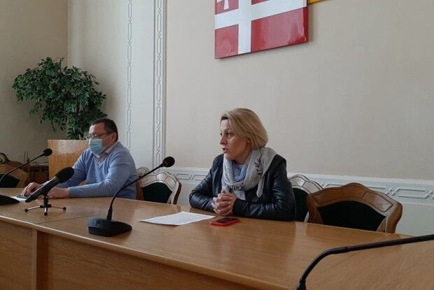 На Волині троє пацієнтів із коронавірусом перебувають на штучній вентиляції легень (Відео)