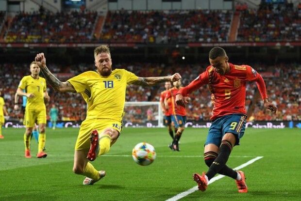 Швеція героїчно стримала Іспанію (Відео)