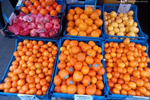 Де у Луцьку найдешевші мандарини (Фото)