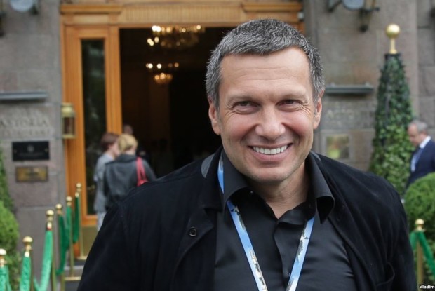 В Росії заарештували активіста за пікет проти пропагандиста Соловйова