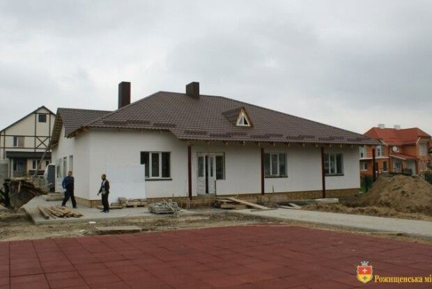 У Рожищі споруджують будинок сімейного типу