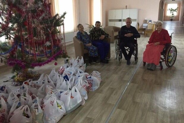 Благодійник з Німеччини передав у Ковель 150 подарунків