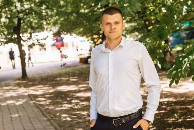 Сьогодні на Горохівщині  бажають миру і всіх гараздів молодому лікарю-травматологові