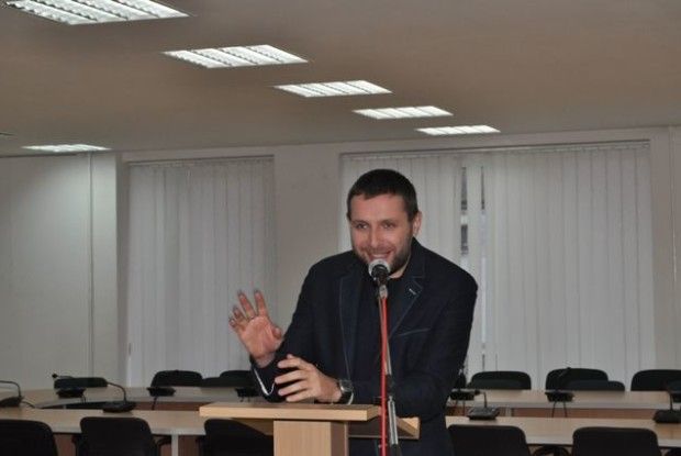 Володимир Парасюк зустрівся зі студентами Лесиного вишу