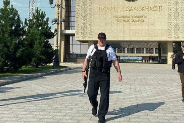 Лукашенко дозволив стріляти в мітингувальників