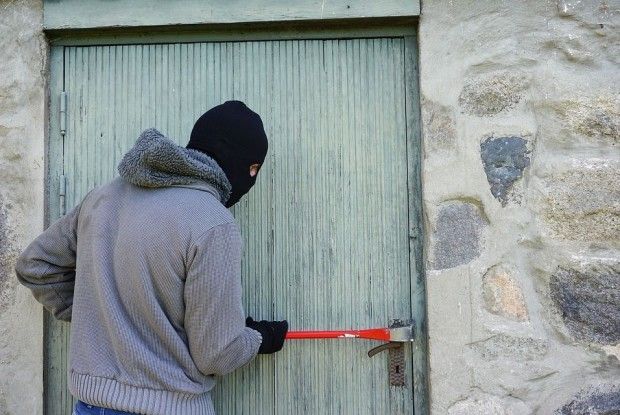 На Горохівщині серед ночі обікрали двох фермерів