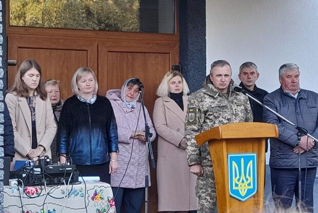 На Волині вшанували пам'ять Захисників відкриттям меморіальних дошок