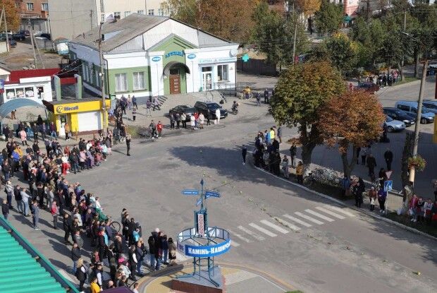 На Волині провели в останню дорогу полеглого воїна Миколу Смітюха (Відео) 