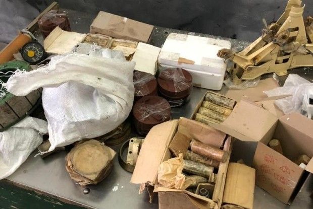 На кордоні з Польщею затримали іноземця із авіаційними приладами