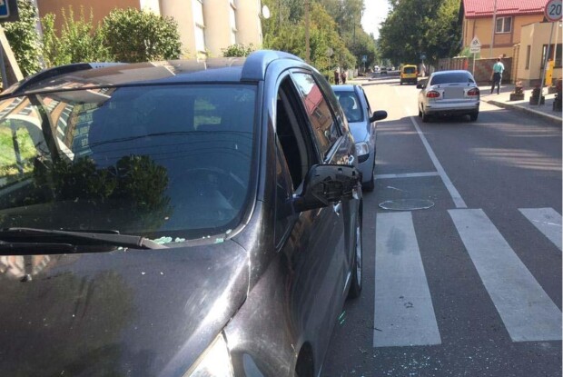 У Рівному під колеса «мерседеса» потрапив велосипедист (Фото)