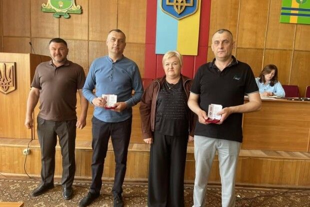 Волонтери з Волині отримали «Срібний Хрест» від оперативного командування «Захід»