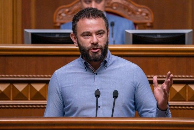 Проти «слуги народу» Дубінського відкрили кримінальне провадження за наклеп на Порошенка – адвокат Головань