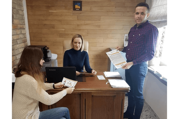 Чи можна виїхати за кордон з дитиною, якщо один з батьків має борг по сплаті аліментів