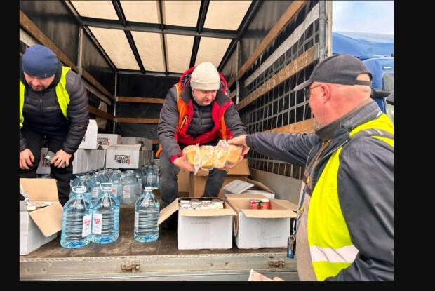 У пункт пропуску «Дорогуськ–Ягодин» на кордоні з Волинню українським водіям доставили продукти й ліки