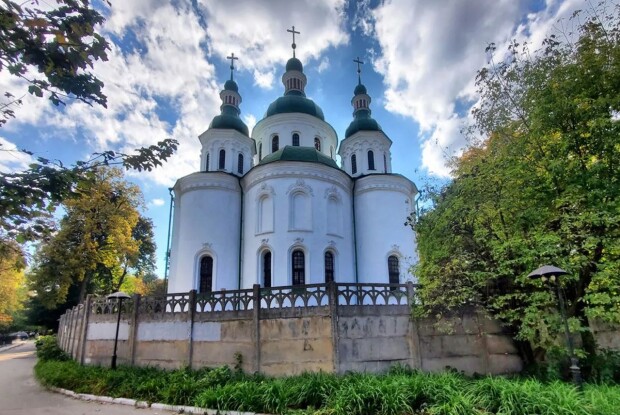 Літургія у Кирилівській церкві вперше за десятиліття відбулася українською