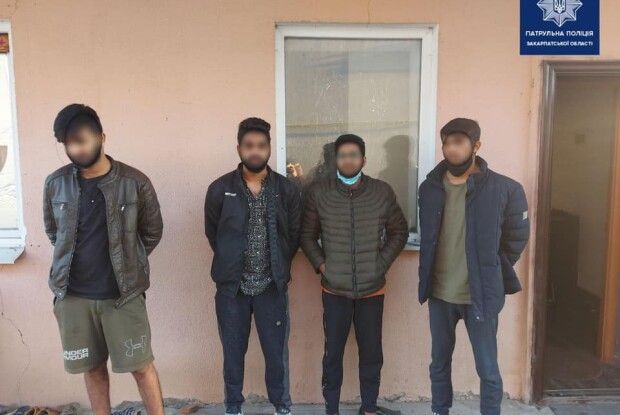 На Закарпатті четверо молодиків посеред ночі викрали жінку й вчинили над бідолашною групове зґвалтування