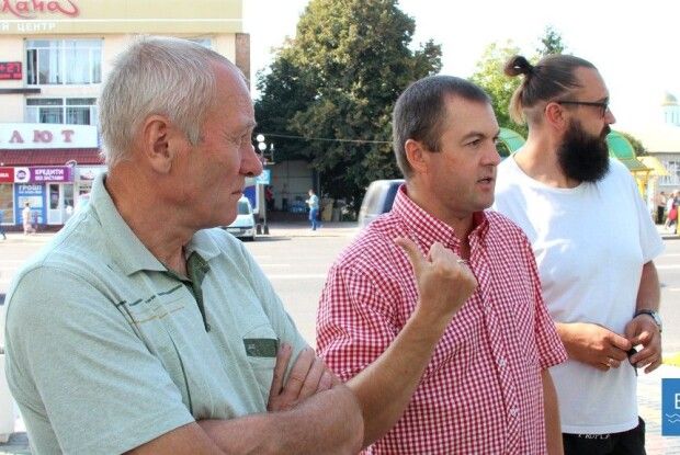 У Володимирі-Волинському через сморід перевірятимуть повітря на шкідливі речовини