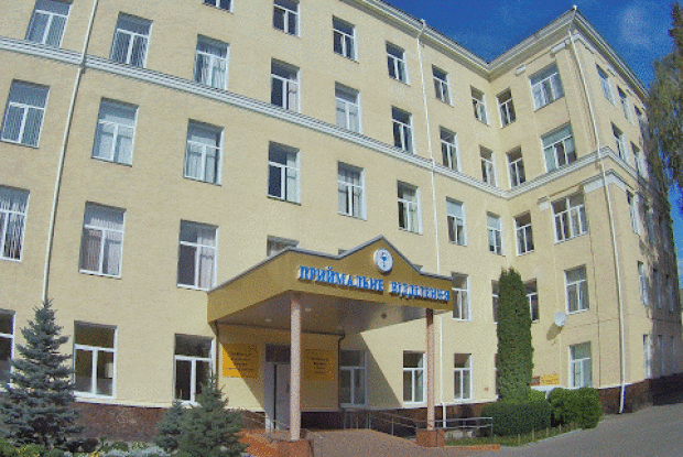 Волинські лікарі молодому львів’янину зробили рідкісну операцію 