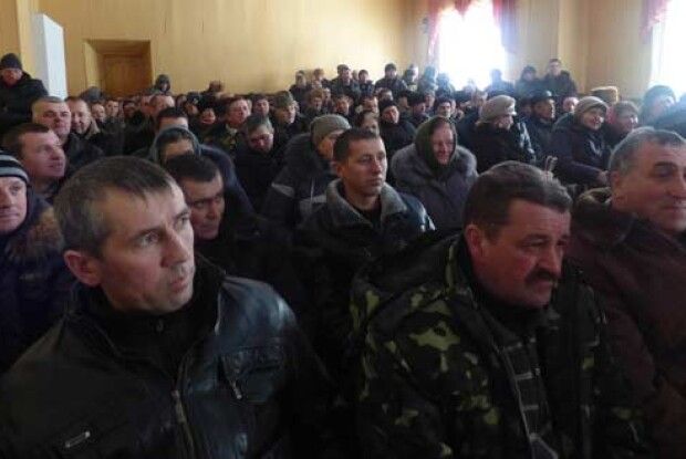 «Як то так — живемо у лісі, а дров не маємо?»