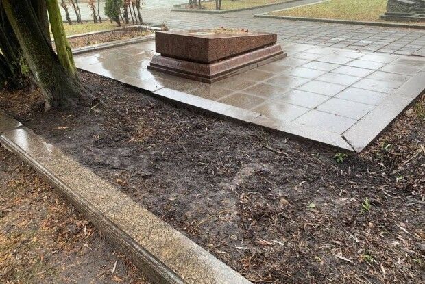 Біля могили агента НКВД Миколи Кузнєцова у Львові виявили підкоп