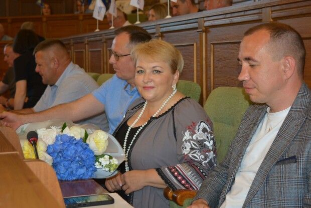 Посвідчення депутата сьогодні отримала відома на Волині освітянка-новаторка