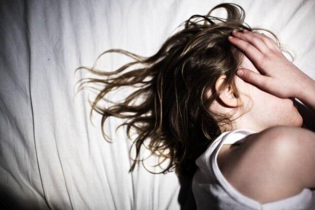 Батько запросив 14-річну доньку подивитися фільм і... зґвалтував