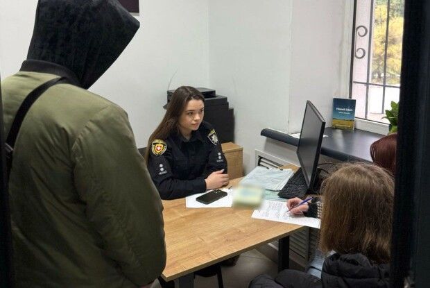Розшукали підлітків, які підпалили завод у Рівному