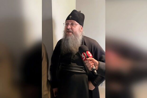 Московський піп Климент намагався прорватися в офіс «ЄС» і погрожував прокляттями (Відео)