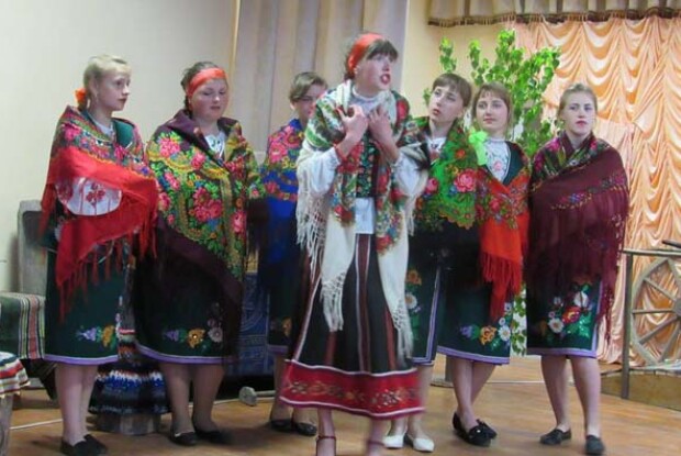 На Старовижівщині не в пляшку заглядають, а долучаються до мистецтва (ФОТО)