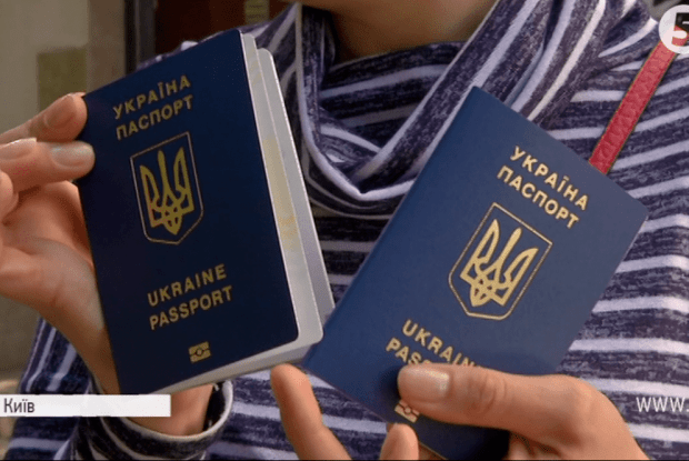 Оточення Зеленського повернуло «схематоз» скандального ЄДАПС у виробництво біометричних паспортів