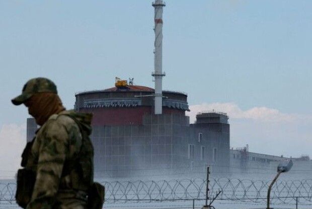 Макрон повідомив про домовленість щодо виведення важкого озброєння з Запорізької АЕС