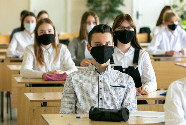 У Камені-Каширському учнів відкликали з дистанційного навчання