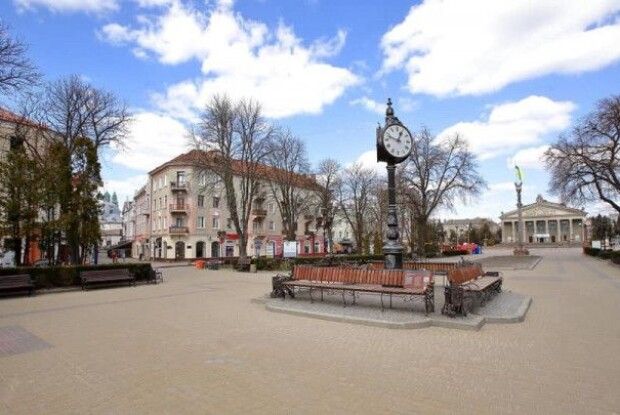 Мер українського міста відмовляється запроваджувати січневий локдаун