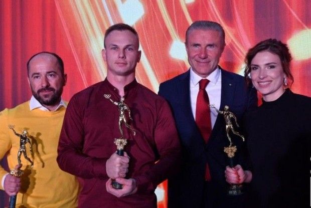 Олександра Абраменка та Олену Костевич назвали найкращими спортсменами 2018 року 