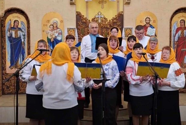 У Маневичах хористи зібрали 150 тисяч гривень для наших захисників