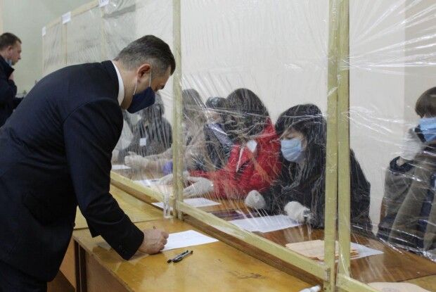 У Луцькому політехнічному університеті стартував другий тур виборів ректора (Фото)