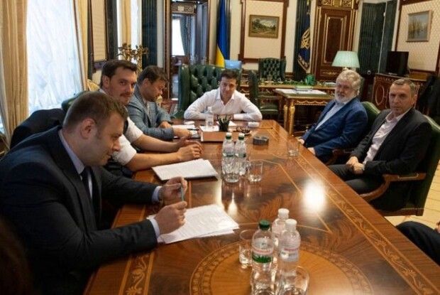 Коломойський готовий до розвороту України в бік Росії – New York Times
