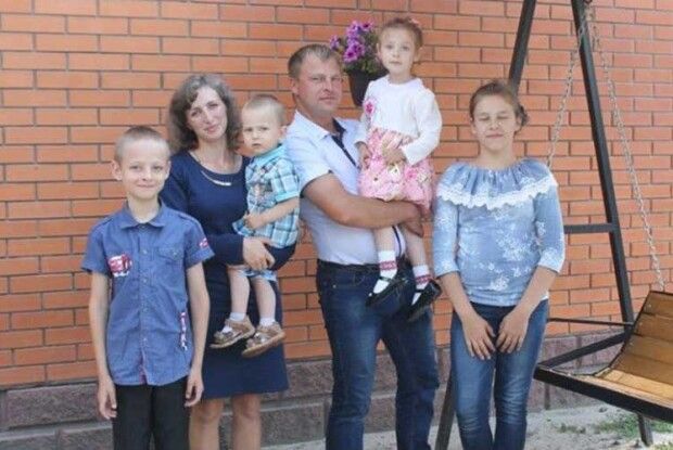 «Коли брав до рук військовий квиток «двохсотого» чи «трьохсотого», перше, на що дивився, — ​скільки в нього діток…»