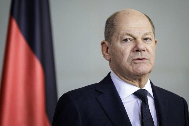 Шольц злякався путіна і не дасть Україні ракети Taurus, бо «може попасти кудись по москві»